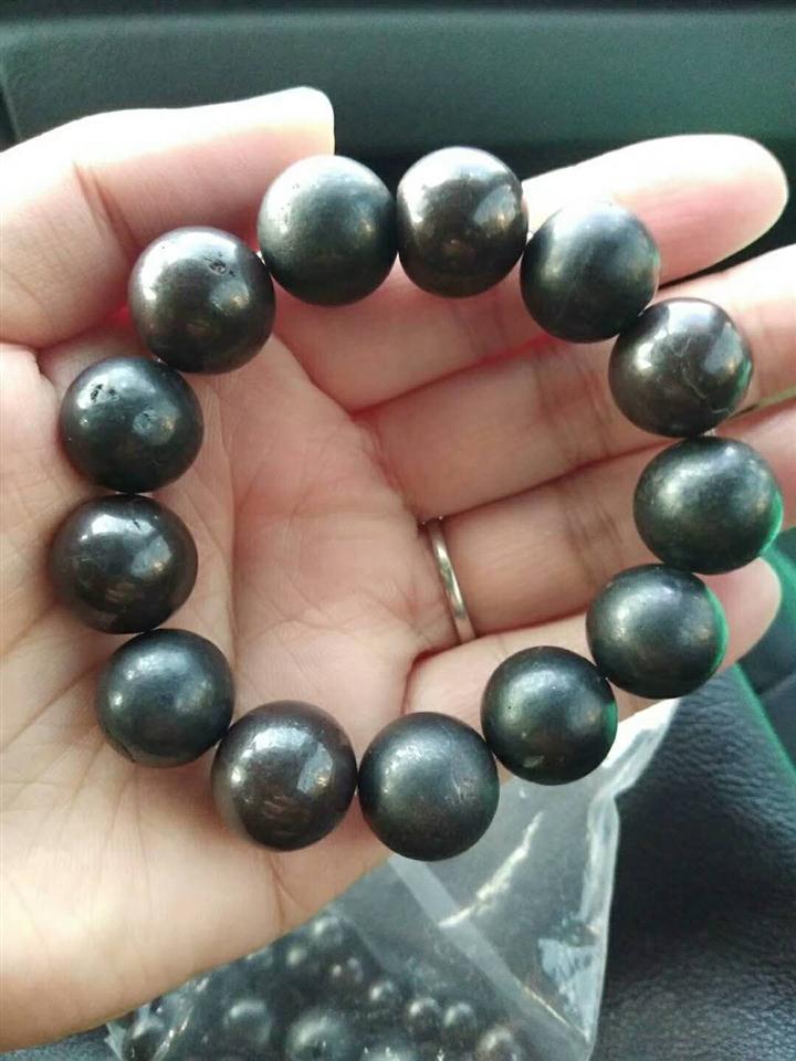 陨石手串? 经过两个月的打磨终于出炉了感兴趣的来撩