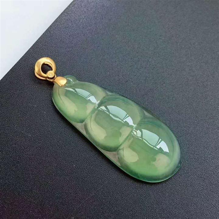 ??【四季福豆】冰种晴水，水头十足，完美，配金扣。尺