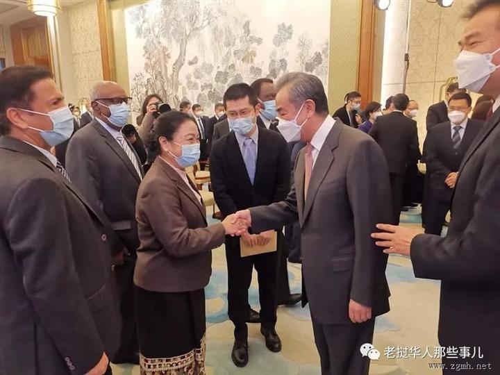 老挝驻华大使参加“杂交水稻援外与世界粮食安全”国际